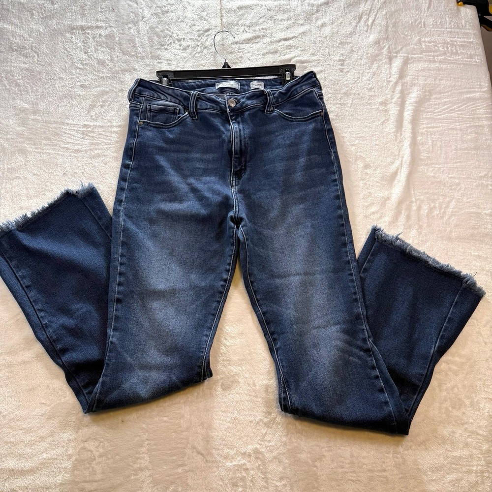 Kancan Womens Sz 31 Estilo Denim Bell Flare Jeans w Slice Insets on Side